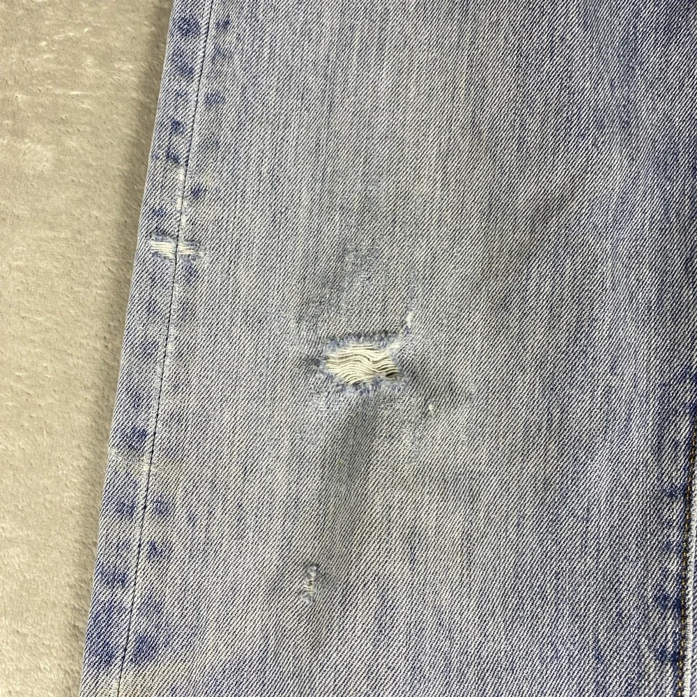 Levis 501 Men's Jeans W 32x L 34 Light Wash Factory Distressed Button Fly